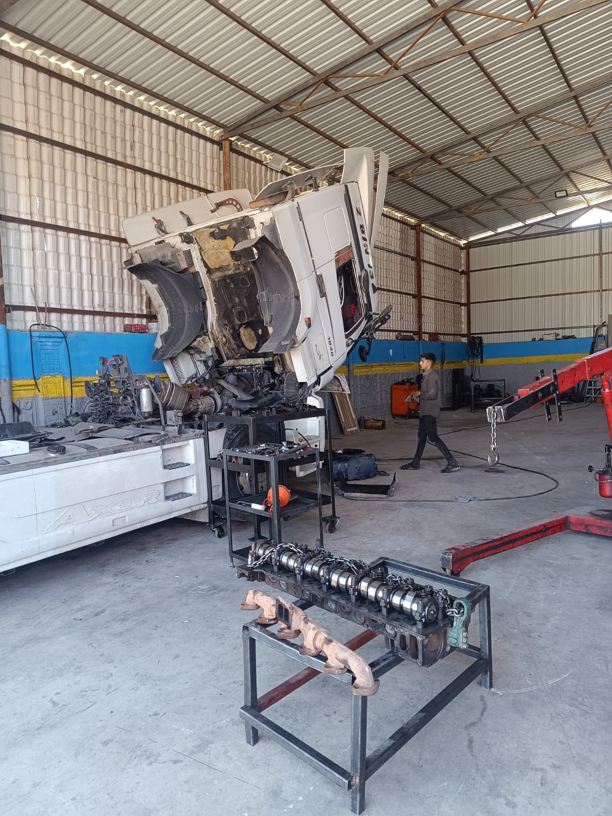 Usta Eller Tır Bakım Servisi